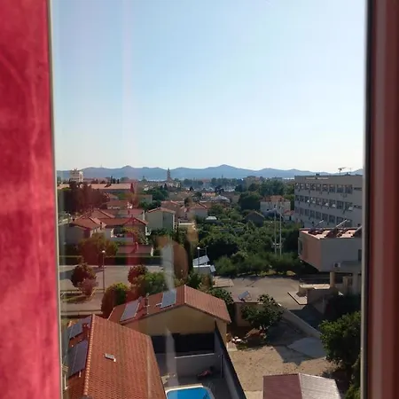 Apartament Inna With Free Garage Parking *