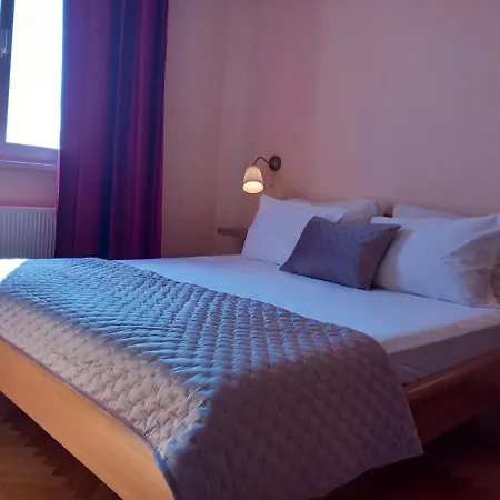 Apartman Inna With Free Garage Parking *